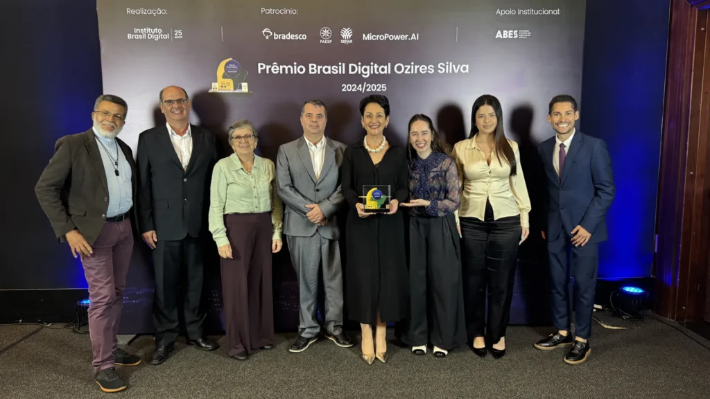 Projeto Programadoras da Vida, do Grupo TXAI, é reconhecido pelo Prêmio Brasil Digital Ozires Silva